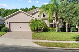 1352 HEAVENLY COVE, WINTER PARK, FL 32792 Sold 12/28/23