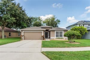 817 LAKE DOE BOULEVARD, APOPKA, FL 32703 Sold 12/27/23