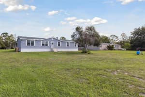 9045 CONCORD ROAD, SAINT CLOUD, FL 34773 Sold 12/07/23