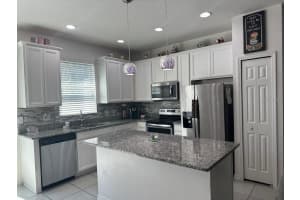 4768 CLIVEDEN LOOP, SANFORD, FL 32773 Sold 11/07/23