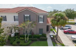4511 ALBERTO CIRCLE, KISSIMMEE, FL 34746 Sold 12/27/23