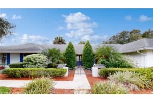 2901 PLANTATION ROAD, WINTER HAVEN, FL 33884 Sold 01/03/24