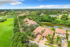 3982 85TH AVENUE, PEMBROKE PINES, FL 33024 Sold 02/27/24
