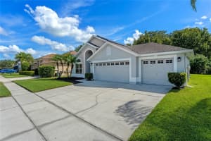 1613 CROWN HILL BOULEVARD, ORLANDO, FL 32828 Sold 10/10/23