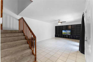 5275 CYPRESS COURT, ORLANDO, FL 32811 Sold 09/28/23