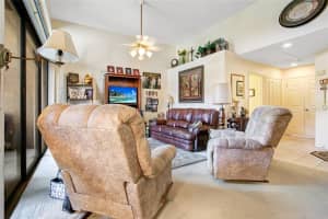 1107 SALERNO COURT, ORLANDO, FL 32806 Sold 12/06/23