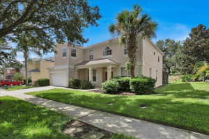 8518 LA ISLA DRIVE, KISSIMMEE, FL 34747 Sold 03/12/24