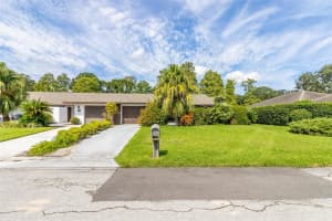 27 HUNTLEY COURT, HAINES CITY, FL 33844 Sold 10/26/23