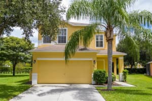 17614 WOODCREST WAY, CLERMONT, FL 34714 Sold 05/16/24