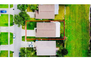 2807 PALM ISLE WAY, ORLANDO, FL 32829 Sold 11/08/23