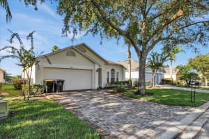 249 BRIDGEWATER DRIVE, DAVENPORT, FL 33897 Sold 11/03/23