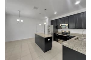 1009 10TH STREET, APOPKA, FL 32703 Sold 11/03/23
