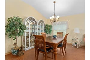 2043 GOLDEN IVY WAY, APOPKA, FL 32703 Sold 03/18/24