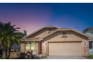 3260 CHATSWORTH LANE, ORLANDO, FL 32812 Sold 10/19/23