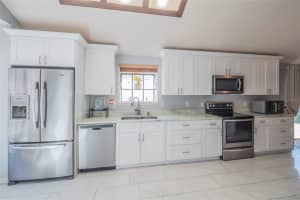 3260 CHATSWORTH LANE, ORLANDO, FL 32812 Sold 10/19/23