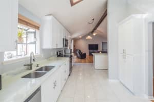 3260 CHATSWORTH LANE, ORLANDO, FL 32812 Sold 10/19/23