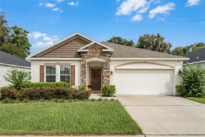 175 FIESTA KEY LOOP, DELAND, FL 32720 Sold 12/05/23