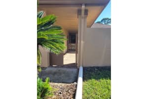 2417 SWEETWATER COUNTRY CLUB DRIVE, APOPKA, FL 32712 Sold 11/15/23