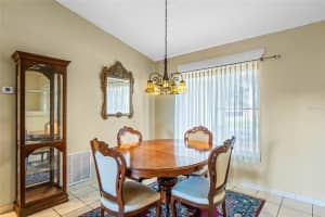 7806 KENSINGHAM COURT, ORLANDO, FL 32835 Sold 11/08/23