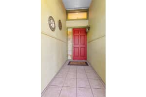 67 PUTTERS LN, DEBARY, FL 32713 Sold 11/06/23