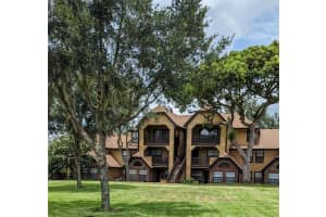 420 FORESTWAY CIRCLE, ALTAMONTE SPRINGS, FL 32701 Sold 11/16/23