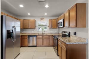 8540 SANDBERRY BOULEVARD, ORLANDO, FL 32819 Sold 11/07/23