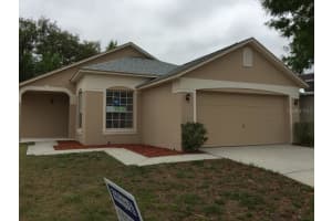 3156 COUNTRY CLUB CIRCLE, WINTER HAVEN, FL 33881 Sold 10/27/23