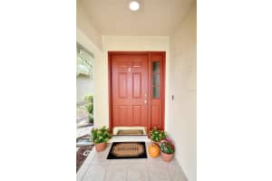 669 ANDOVER CIRCLE, WINTER SPRINGS, FL 32708 Sold 12/08/23