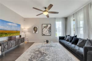 2457 BEACON LANDING CIRCLE, ORLANDO, FL 32824 Sold 10/18/23