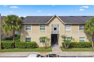 2409 BARLEY CLUB COURT, ORLANDO, FL 32837 Sold 11/17/23