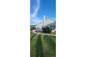 4770 LAKE WATERFORD WAY, MELBOURNE, FL 32901 Sold 10/30/23