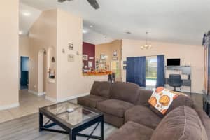 548 OLD BRIDGE CIRCLE, DAVENPORT, FL 33897 Sold 01/22/24