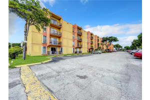 4707 NW 7TH #204-8, MIAMI, FL 33126 Sold 11/08/23