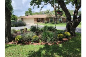 2712 BURGOYNE PLACE, DELAND, FL 32720 Sold 12/11/23