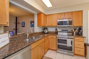 553 SHADOW GLENN PLACE, WINTER SPRINGS, FL 32708 Sold 07/15/24