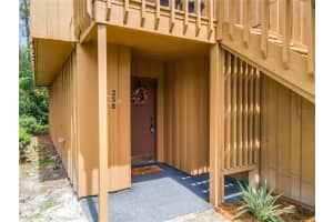 258 CROWN OAKS WAY, LONGWOOD, FL 32779 Sold 12/14/23