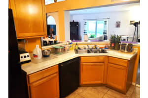 1738 MARSHALL LAKE DRIVE, APOPKA, FL 32703 Sold 01/06/25
