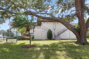 46 WINDTREE LANE, WINTER GARDEN, FL 34787 Sold 11/17/23