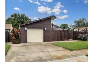2111 KINGS CROSSING, WINTER HAVEN, FL 33880 Sold 02/08/24