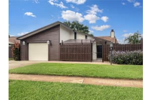 2111 KINGS CROSSING, WINTER HAVEN, FL 33880 Sold 02/08/24