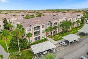 3051 GREYSTONE LOOP, KISSIMMEE, FL 34741 Sold 12/18/23