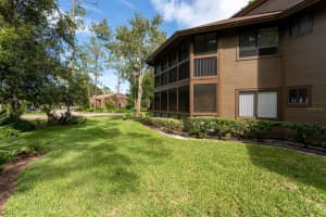 2 SOUTHBURY COURT, PALM COAST, FL 32137 Sold 11/06/23