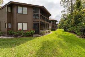 2 SOUTHBURY COURT, PALM COAST, FL 32137 Sold 11/06/23