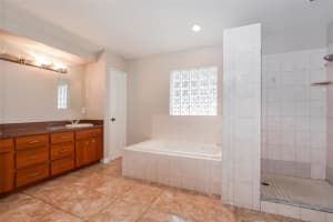 3313 NIPINICKET COURT, ORLANDO, FL 32818 Sold 02/07/24