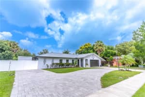 2669 TUSCARORA TRAIL, MAITLAND, FL 32751 Sold 11/08/23