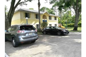 90 HIDDEN LAKE DRIVE, SANFORD, FL 32773 Sold 12/29/23