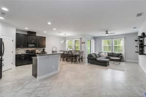 10708 INSIDE LOOP, ORLANDO, FL 32825 Sold 05/06/24