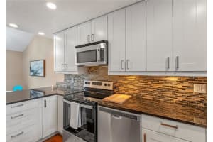 620 MONTEGO BAY COURT, WINTER PARK, FL 32792 Sold 11/27/23