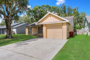4614 COUNTRY HILLS COURT, PLANT CITY, FL 33566 Sold 11/17/23