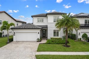 10625 ROYAL CYPRESS WAY, ORLANDO, FL 32836 Sold 11/30/23